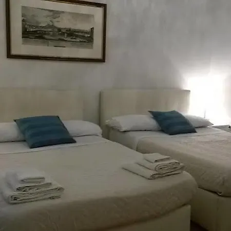 Talismano Luxury Rooms&apartments 4* Napoli