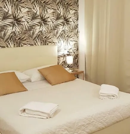Talismano Luxury Rooms & Apartments 2* Naples